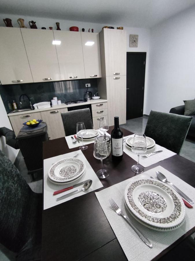 Apartman Lu Jesenice  Exteriör bild