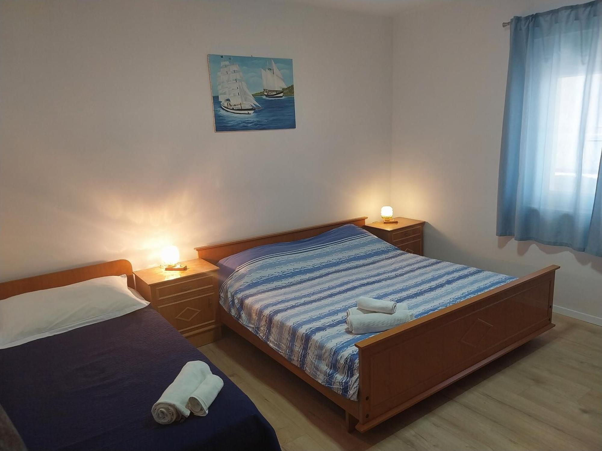 Apartman Lu Jesenice  Exteriör bild